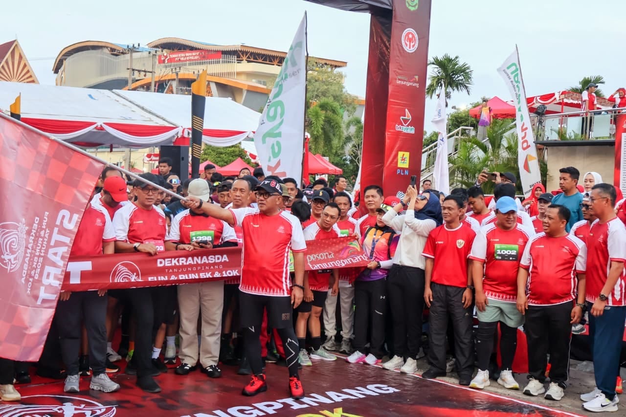 Ribuan Pelari Ramaikan Dekranasda Fun Run: Merdeka dengan Gaya Hidup Sehat