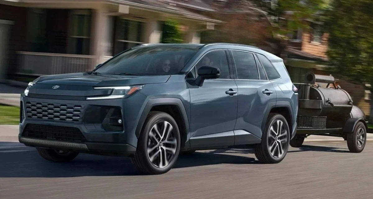 Mengapa Toyota Memilih Naikkan Harga untuk Melawan Mobil Tiongkok Murah