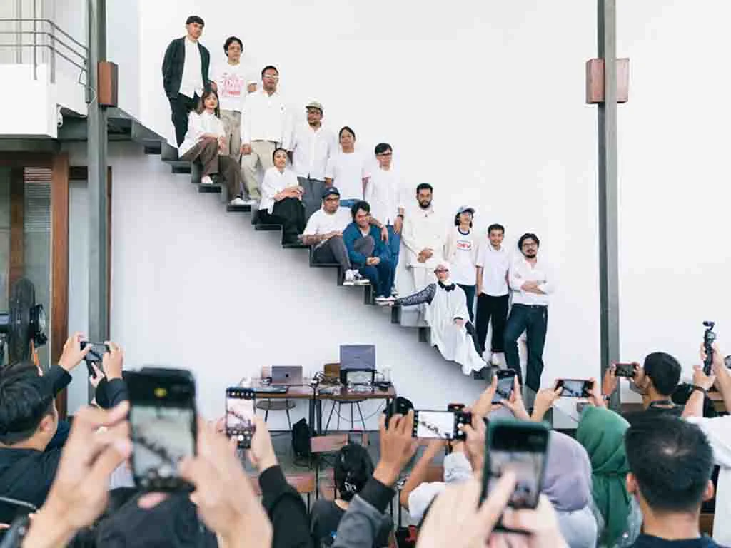 Musisi Perkuat Karier Solo: Dari Kotak Hingga Sigit Wardana