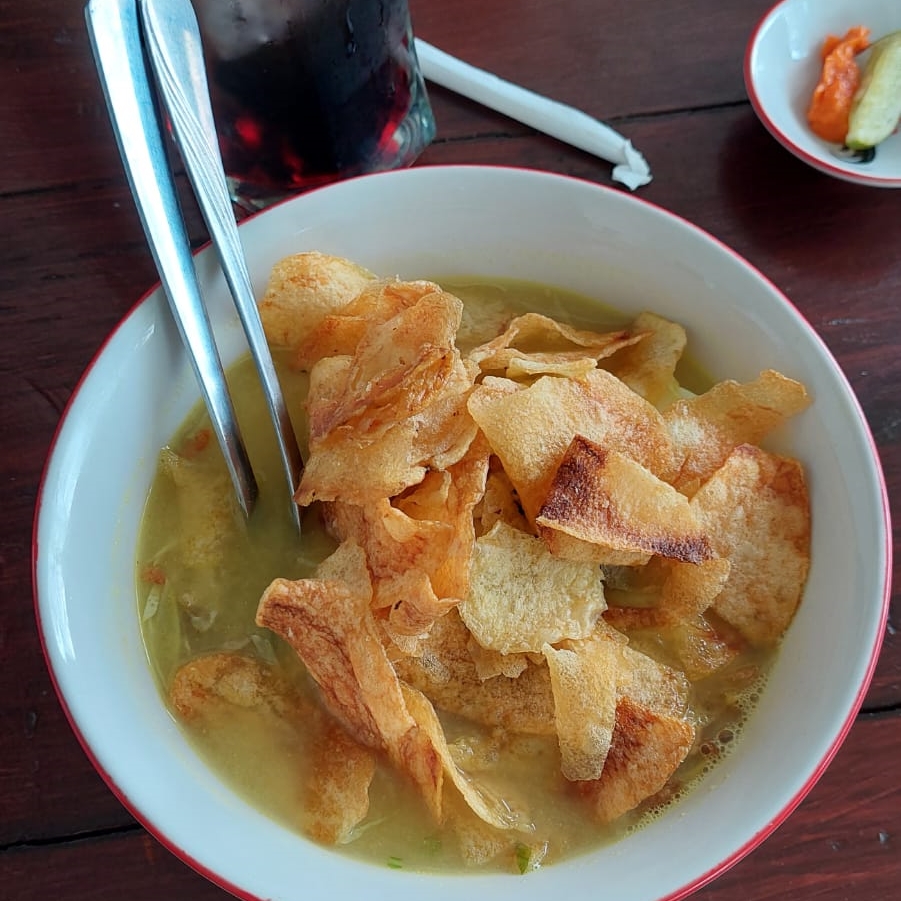Soto Bandung Lejen dan Soto Kudus: Resep Turun-Temurun yang Menolak Punah