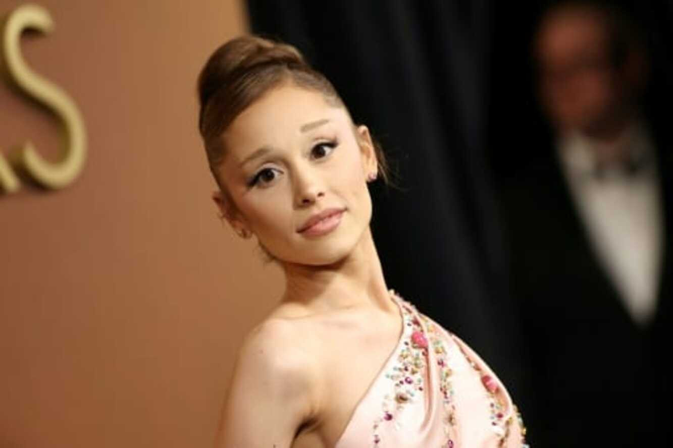 Album 'Petal' di Puncak Billboard 200: Kemenangan Besar Ariana Grande