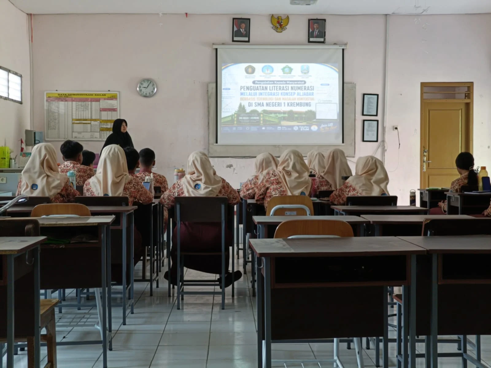 Guru Matematika Wajib Kuasai AI untuk Mengangkat Literasi Numerasi