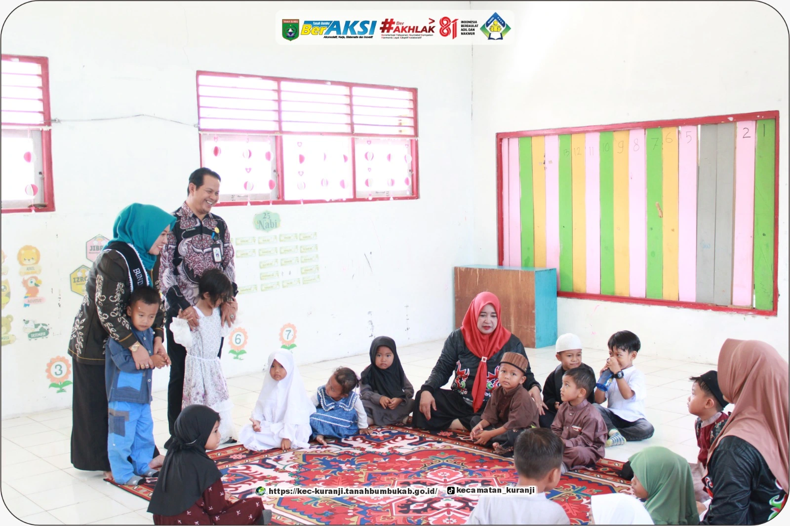 Bunda PAUD Menembus Desa Terpencil, Menolak Ada Anak Tertinggal