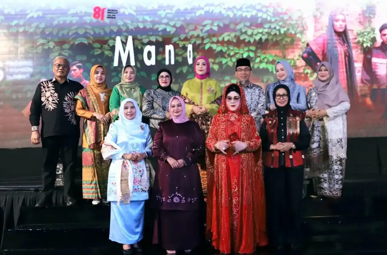 23 Desainer Angkat Busana Minangkabau ke Panggung Mode Global