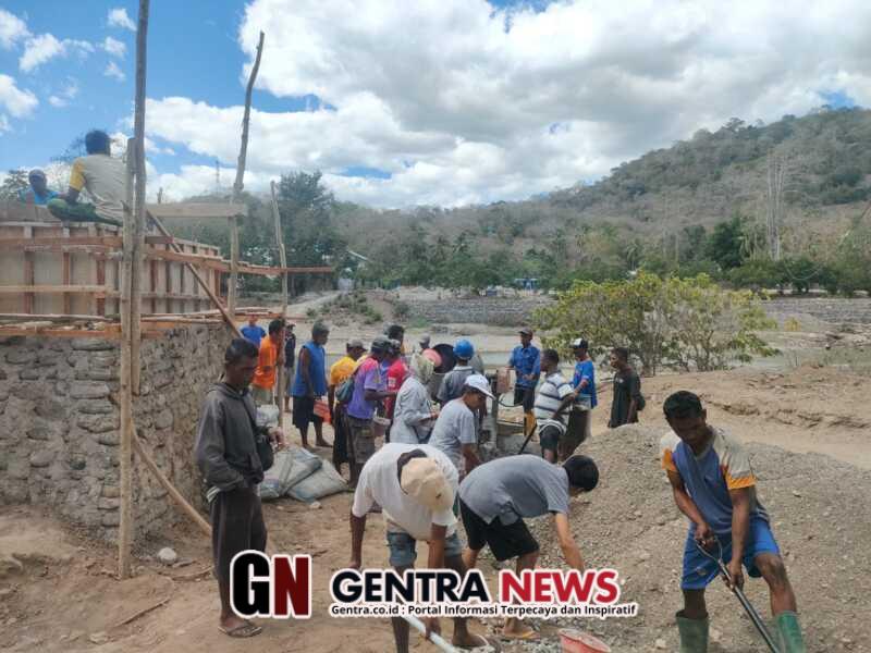 TNI dan Warga Bangun Jembatan: Lonjakan Konektivitas Desa Timur