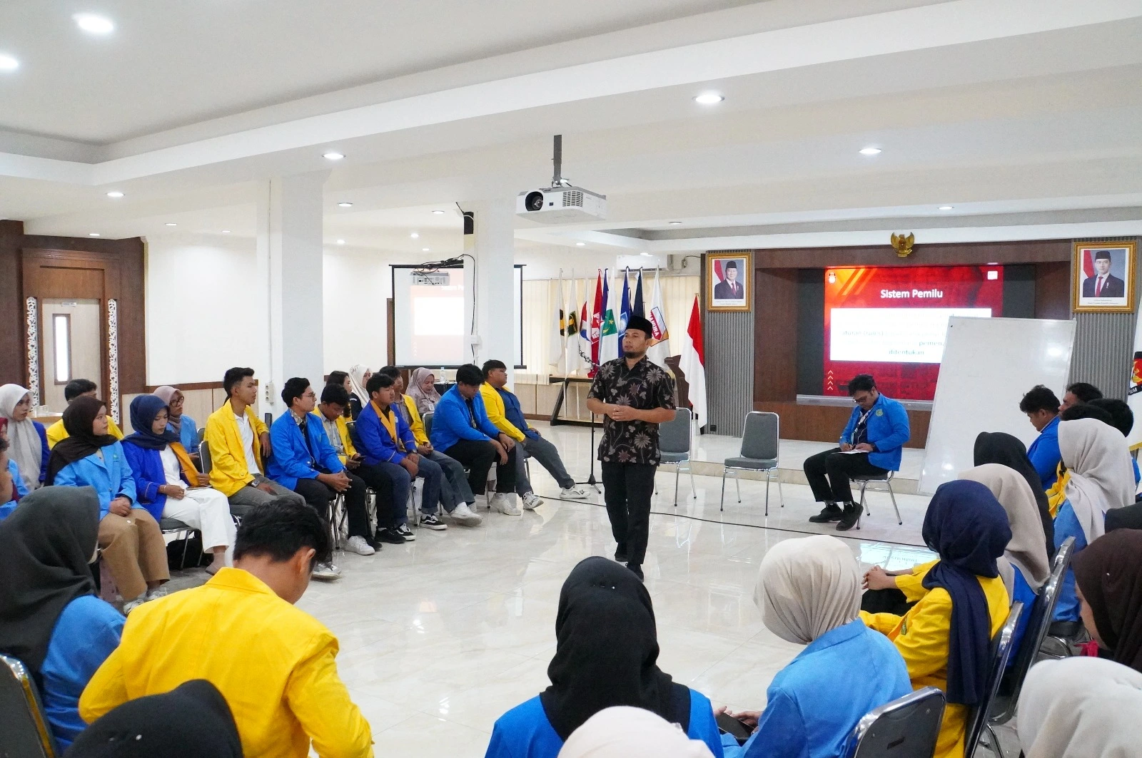 Sekolah Pemilu Hijau: Demokrasi Berkelanjutan untuk Generasi Muda