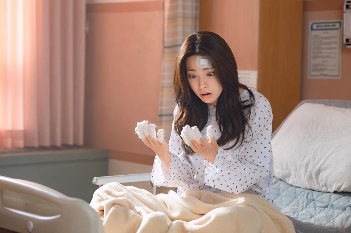 5 Plot Hole Our Sticky Love yang Bikin Penonton Garuk Kepala