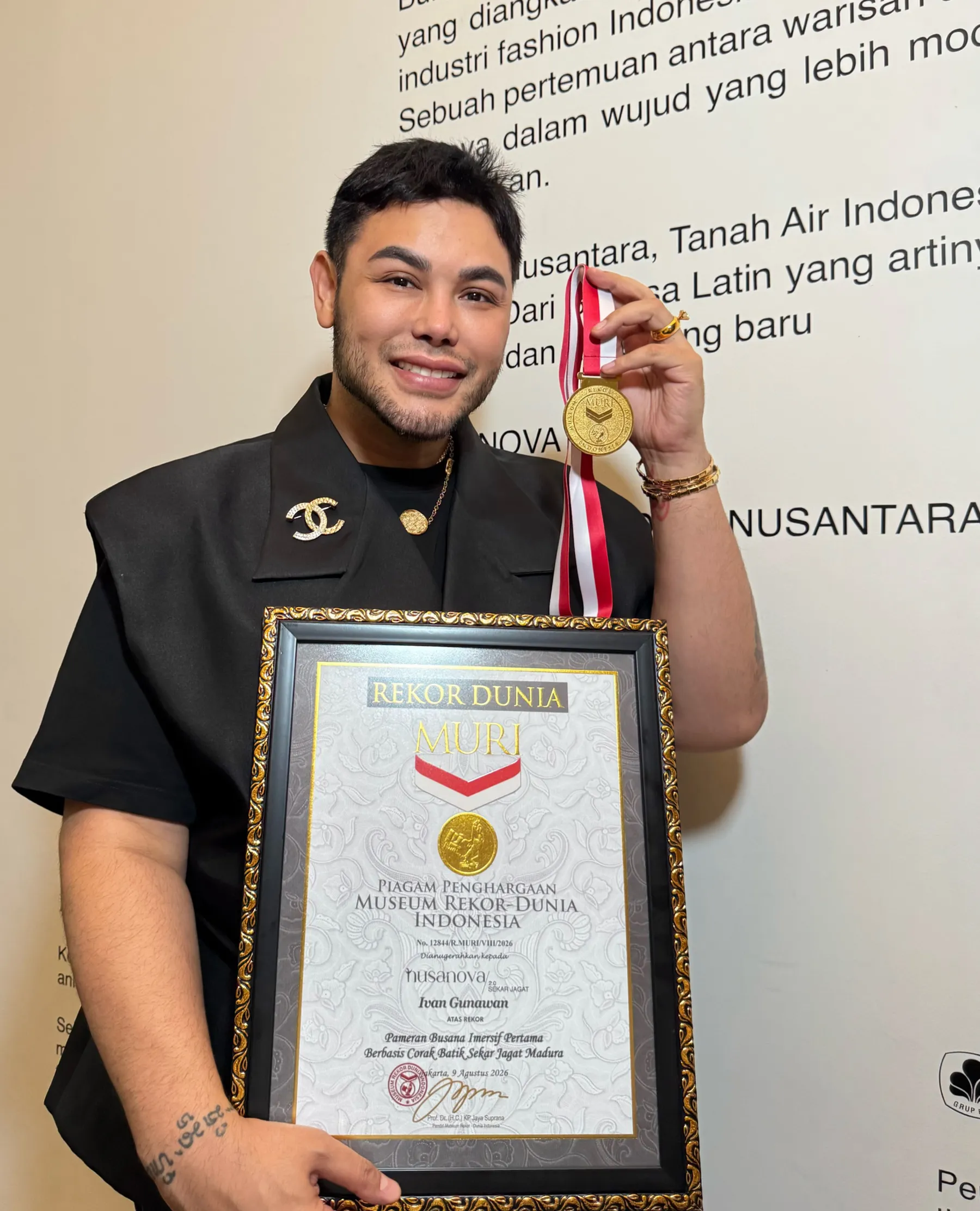 Batik Madura Naik Kelas: Nusanova 2.0 dan Rekor MURI