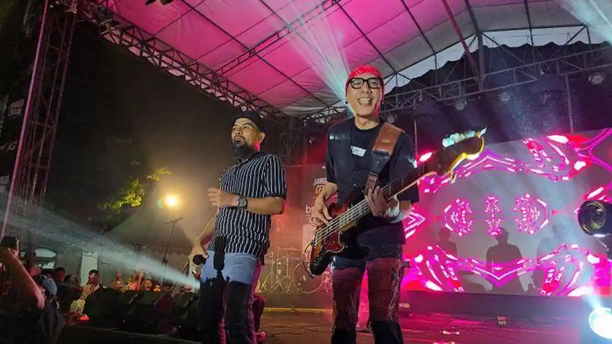 Artis Pop Lokal Ramaikan Panggung Rakyat hingga Istana