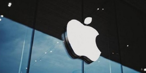 Apple Siapkan Trio Produk Ultra: iPhone Lipat, AirPods Berkamera, dan MacBook OLED