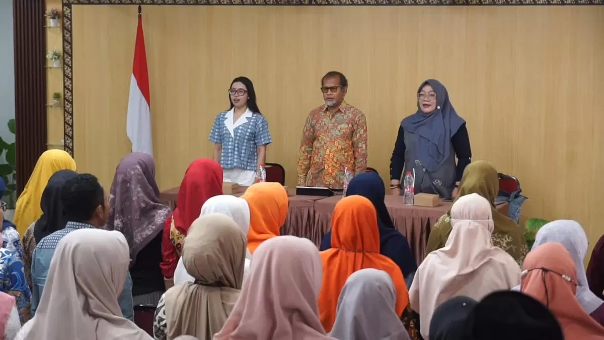 Guru PAUD Tingkatkan Penghasilan Lewat Media Sosial dan Konten Kreatif