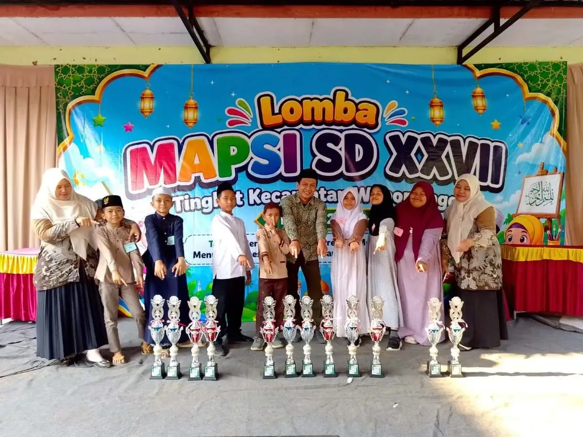 Dari Kompetisi Islami ke Disiplin Militer: Strategi Sekolah Membangun Prestasi