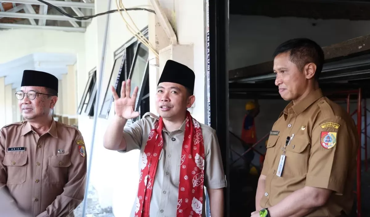 Revitalisasi Sekolah Menengah: Laboratorium Komputer dan Ruang Kelas Baru