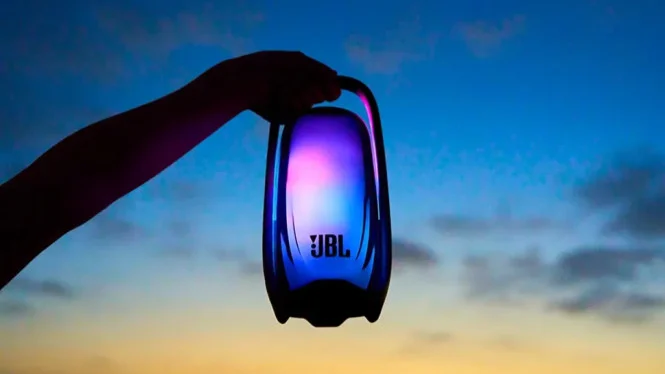 JBL Pulse 6: Speaker Portabel 40W yang Menyulap Musik Jadi Pertunjukan Cahaya