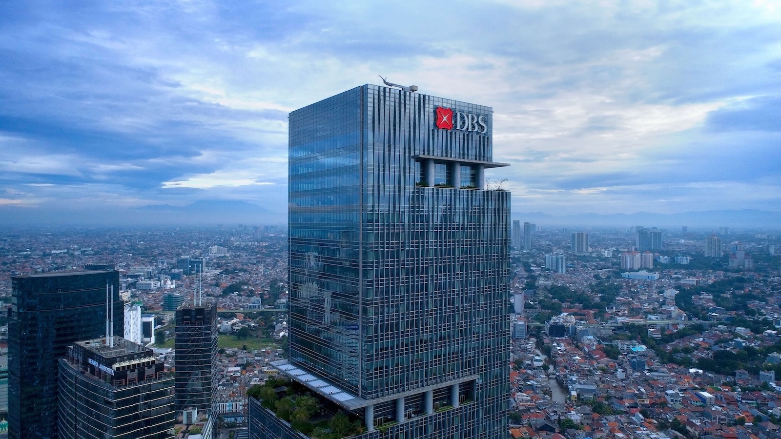 Obligasi Panda RMB7 Miliar dan Upaya Lepas dari Dolar