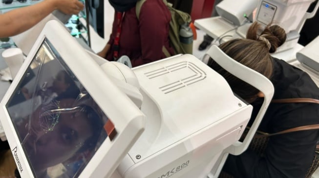 Skrining Retina AI: Sekali Periksa, Delapan Penyakit Terdeteksi