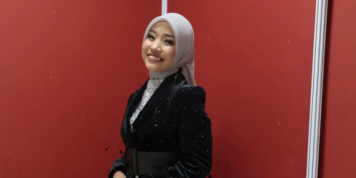 Bhita Raih Triple Standing Ovation di Dangdut Academy 8
