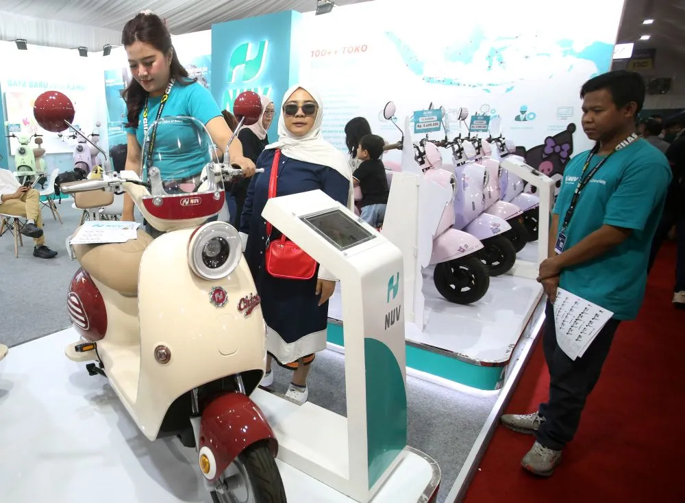 Saat Subsidi Bahan Bakar Berkurang, Motor Listrik Jadi Pilihan Rasional