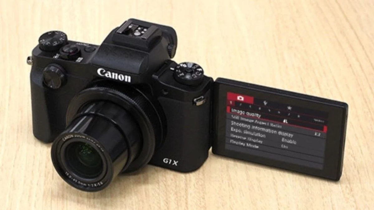 Canon EOS R50 V: Kamera Mirrorless Vertikal untuk Konten Kreator