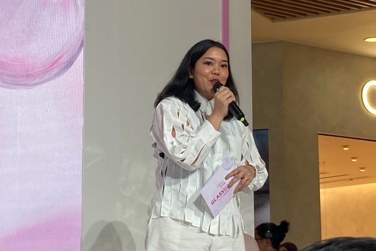 Mengapa Skincare Berlapis Bisa Memicu Breakout dan Cara Aman Menggunakannya