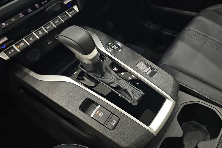 Teknologi Hybrid Mitsubishi XForce dan Mesin 1.600 cc