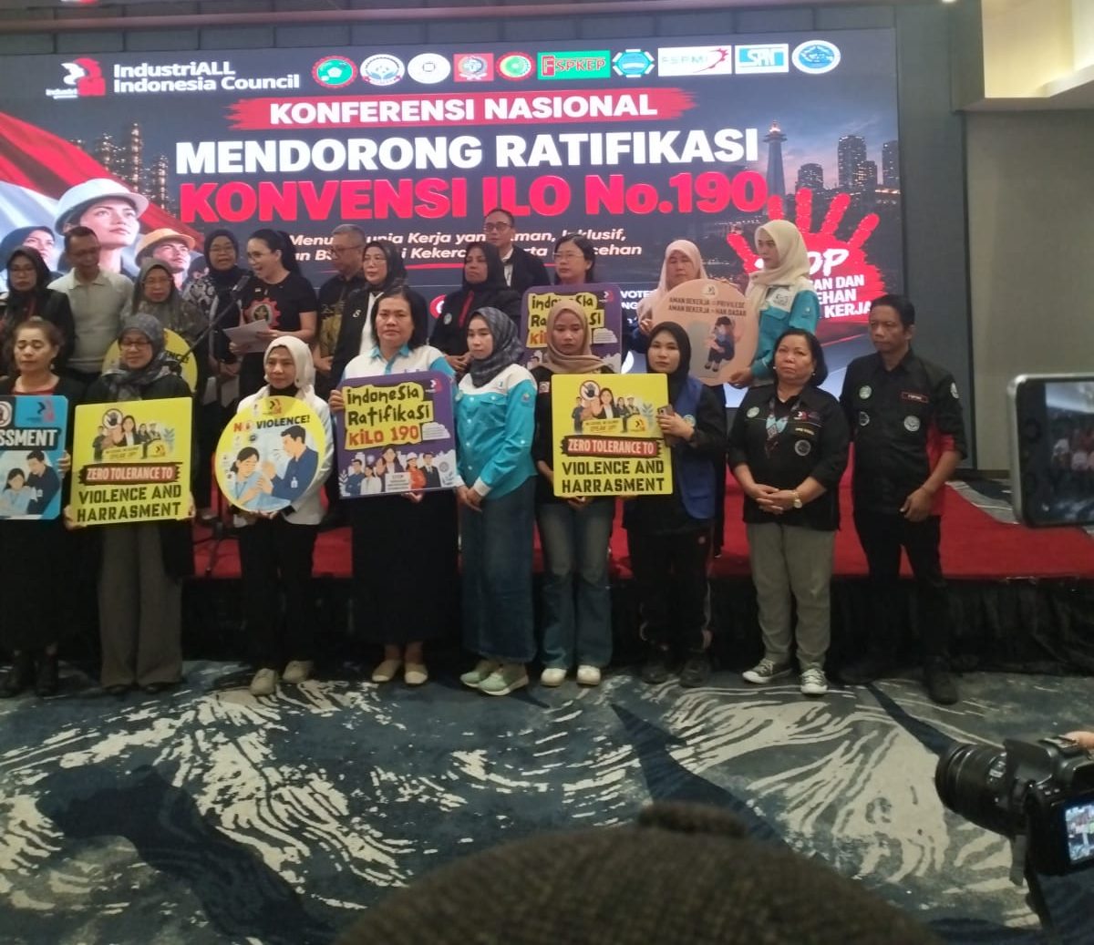 Perpres Ojol: Batas Potongan 8 Persen dan Tuntutan Keselamatan Kerja