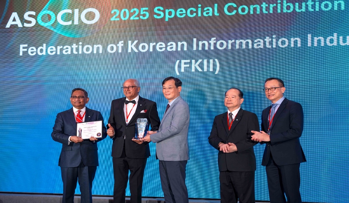 Dari Investasi AI Hingga Summit Regional: Strategi Membangun Hub Komputasi