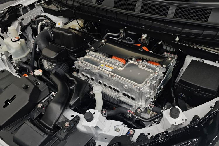 Mesin 1.600 cc dan Motor Listrik Xforce Hybrid: Apa yang Membuatnya Beda?
