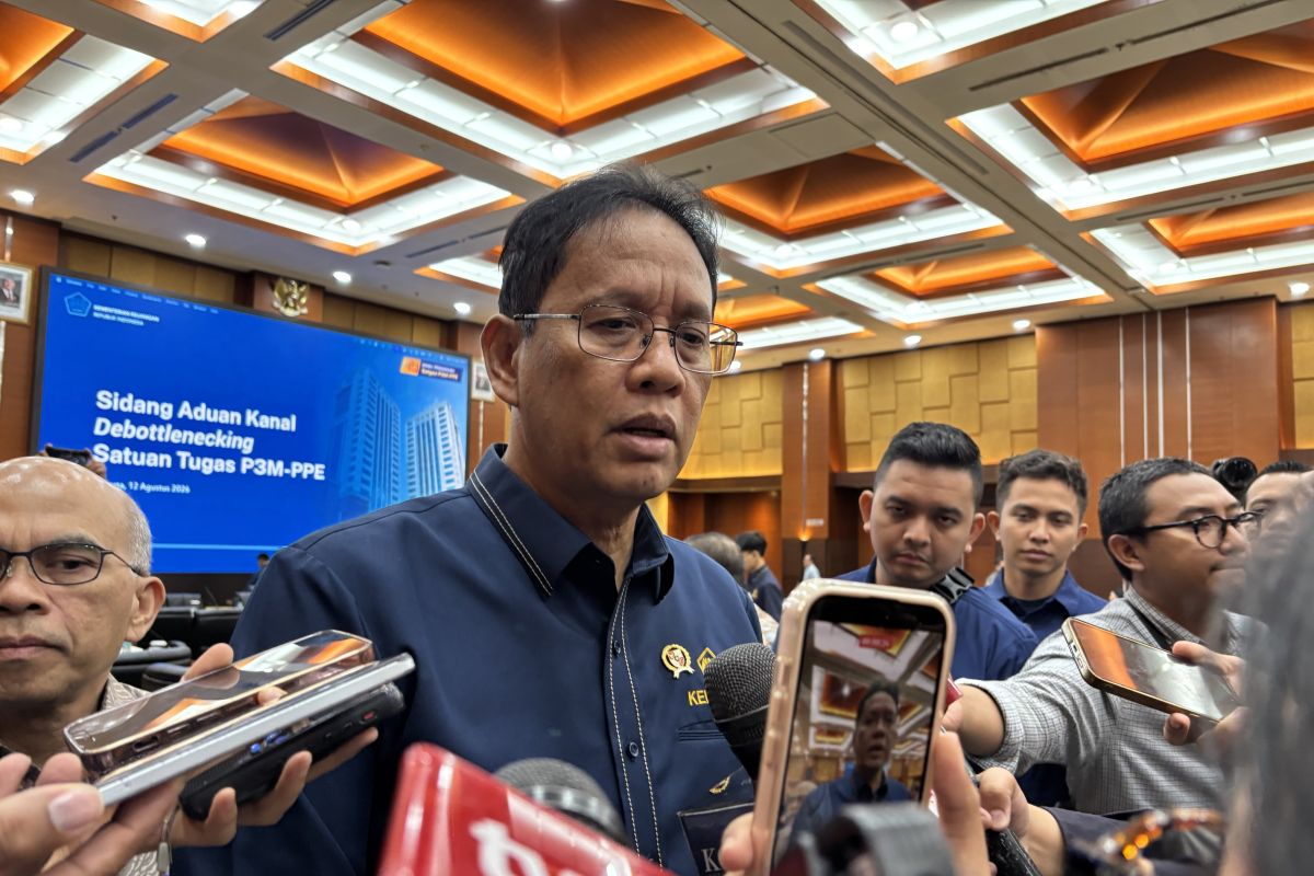Papan Interaktif Digital Masuk Tiap Kelas: Momentum Baru Digitalisasi Sekolah