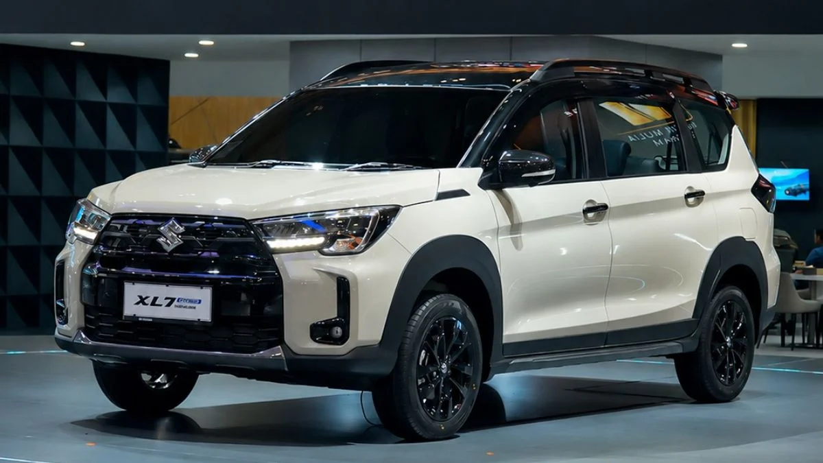 Suzuki XL7 Facelift: Pilih Zeta, Beta, atau Alpha Hybrid untuk Keluarga