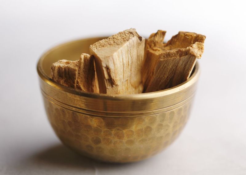 6 Aroma Parfum yang Terbukti Sains Tingkatkan Rasa Percaya Diri