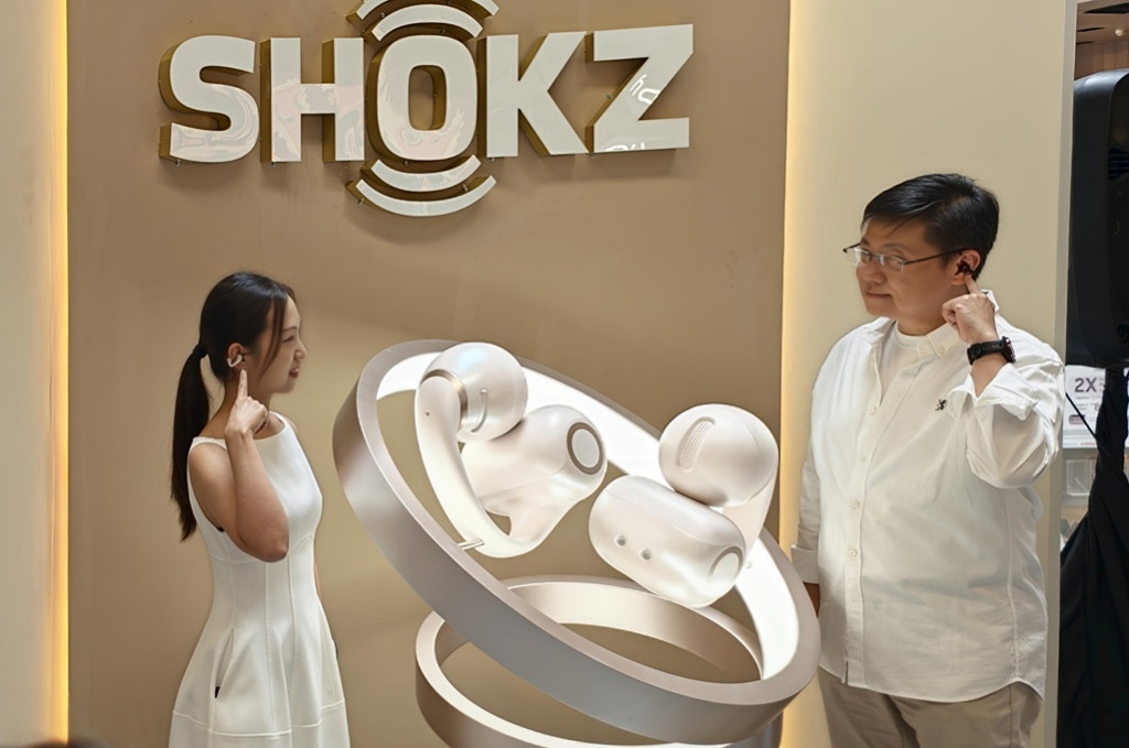 Shokz OpenDots 2: Earbuds Open-Ear Premium dengan Dolby Audio dan Desain Clip-On
