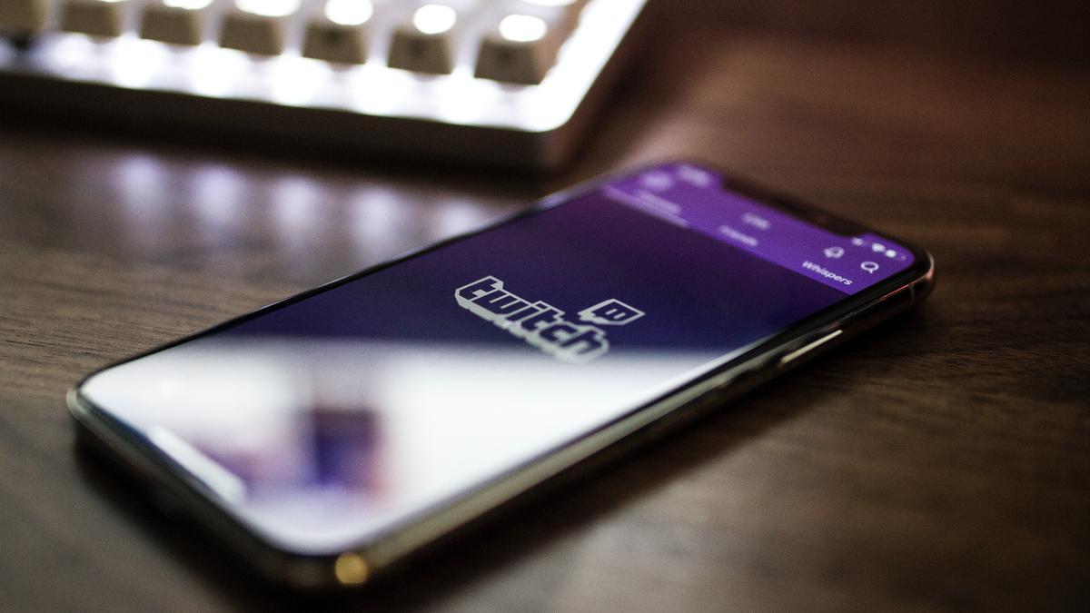 Streamer Wajib Tahu: Cara Lindungi Konten dari Latihan Model AI