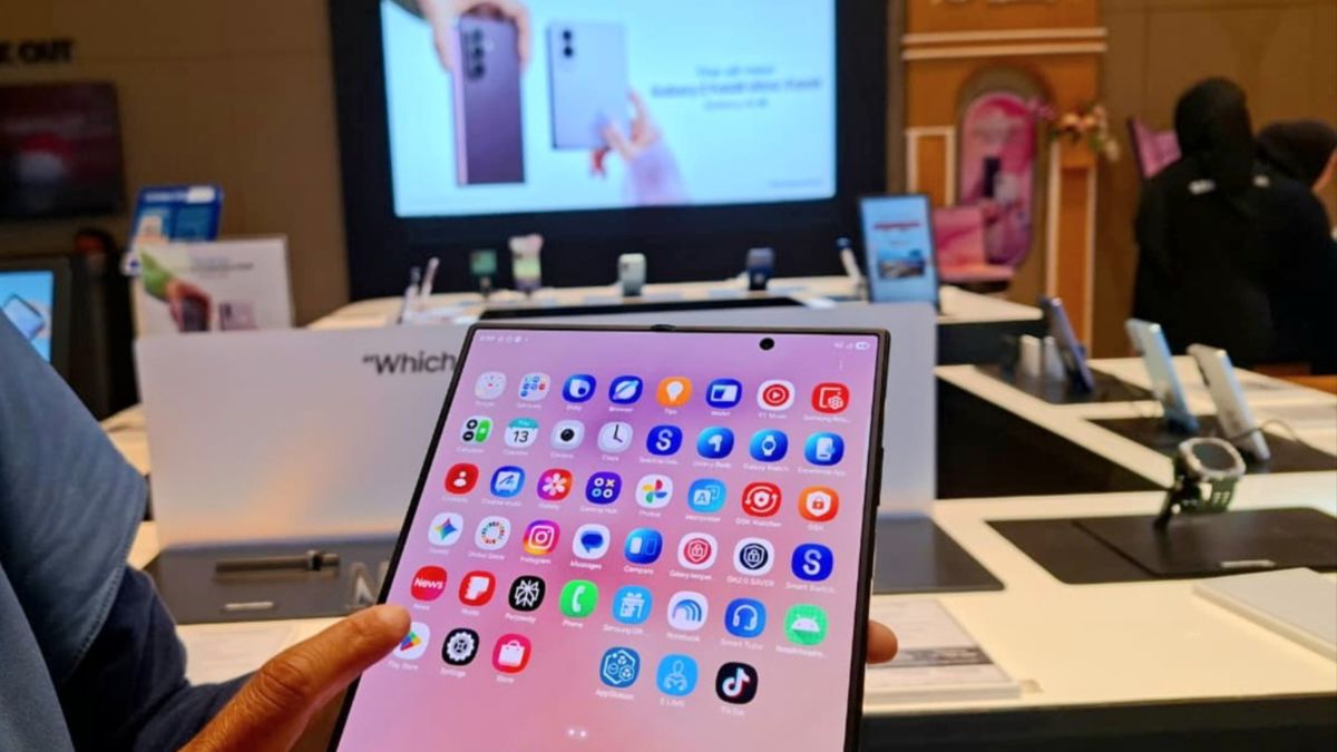 Galaxy Z8 Series: Panduan Memilih Smartphone Lipat Terbaru untuk Kerja dan Konten