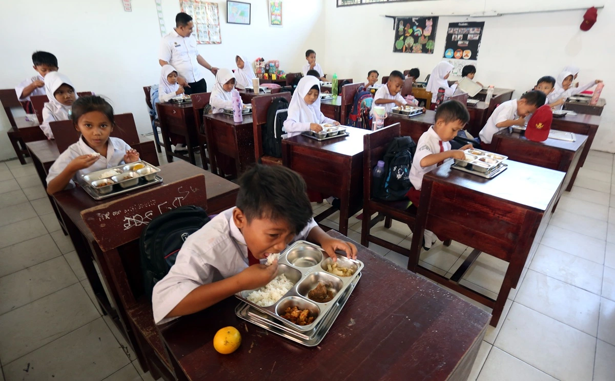 Mengapa Makanan MBG Tidak Boleh Dibawa Pulang
