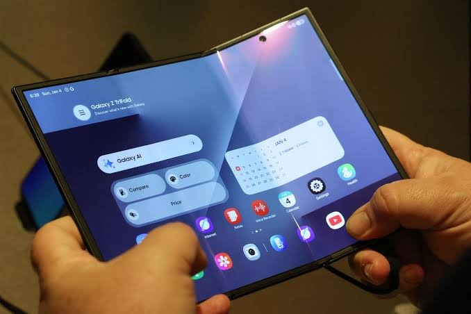 Ubah Galaxy Z Fold8 Jadi Desktop Portabel dengan Samsung DeX