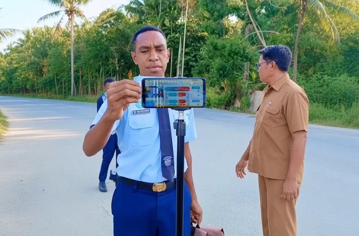 Presensi Digital Sekolah: WhatsApp Orang Tua Jadi Alarm Anti Bolos