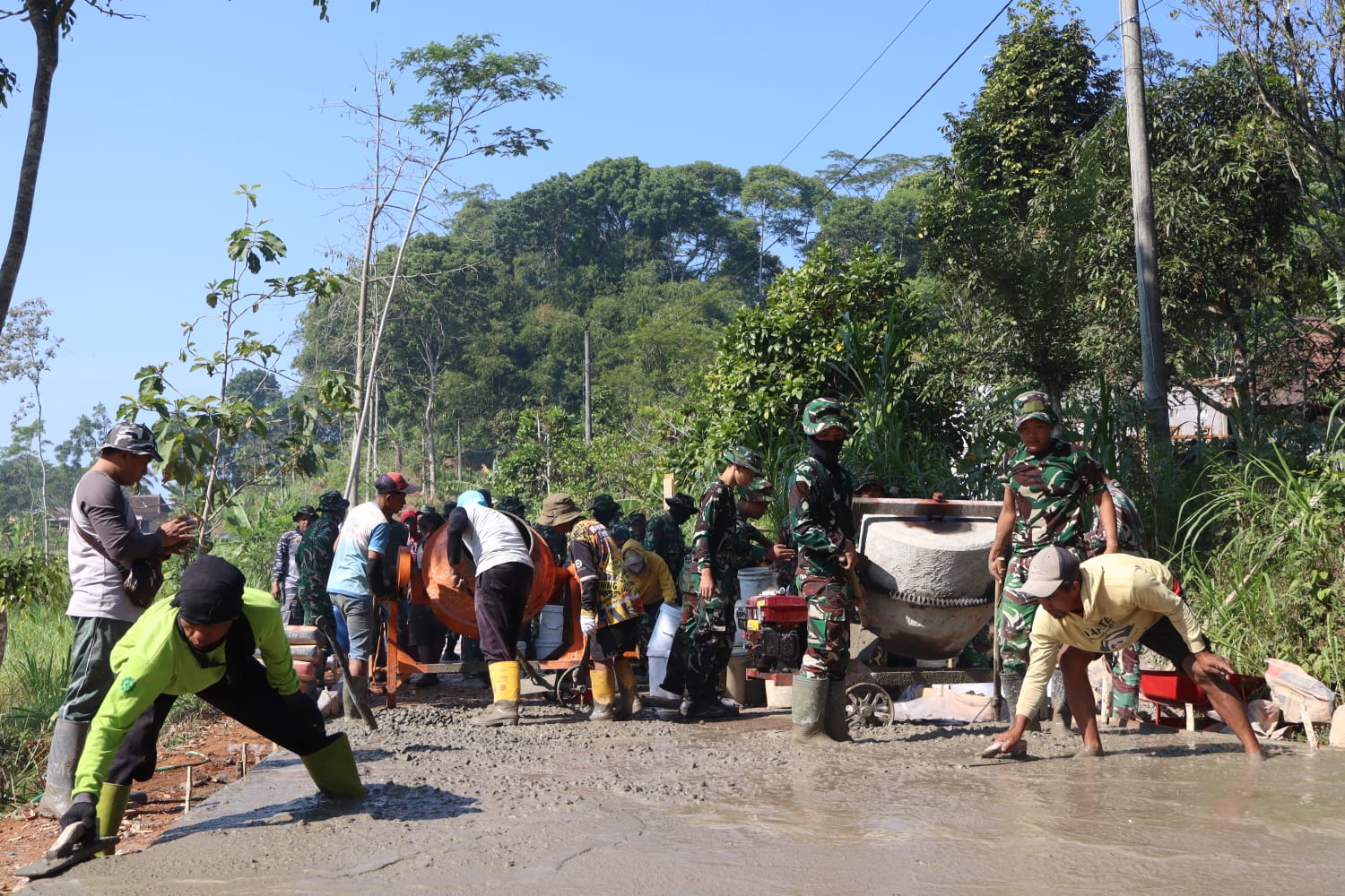 Dari Jalan Rusak ke Harapan Baru: TMMD dan Kebangkitan Infrastruktur Desa
