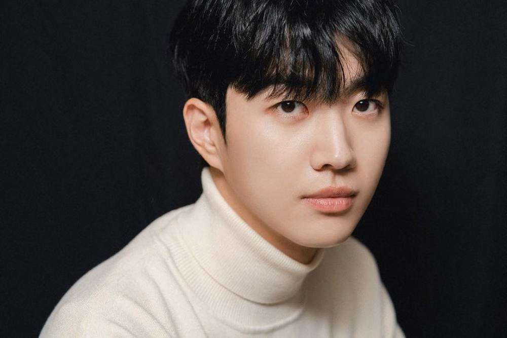 Kang Hoon: Dari Aktor Rookie ke CEO Karismatik di Layar Kaca