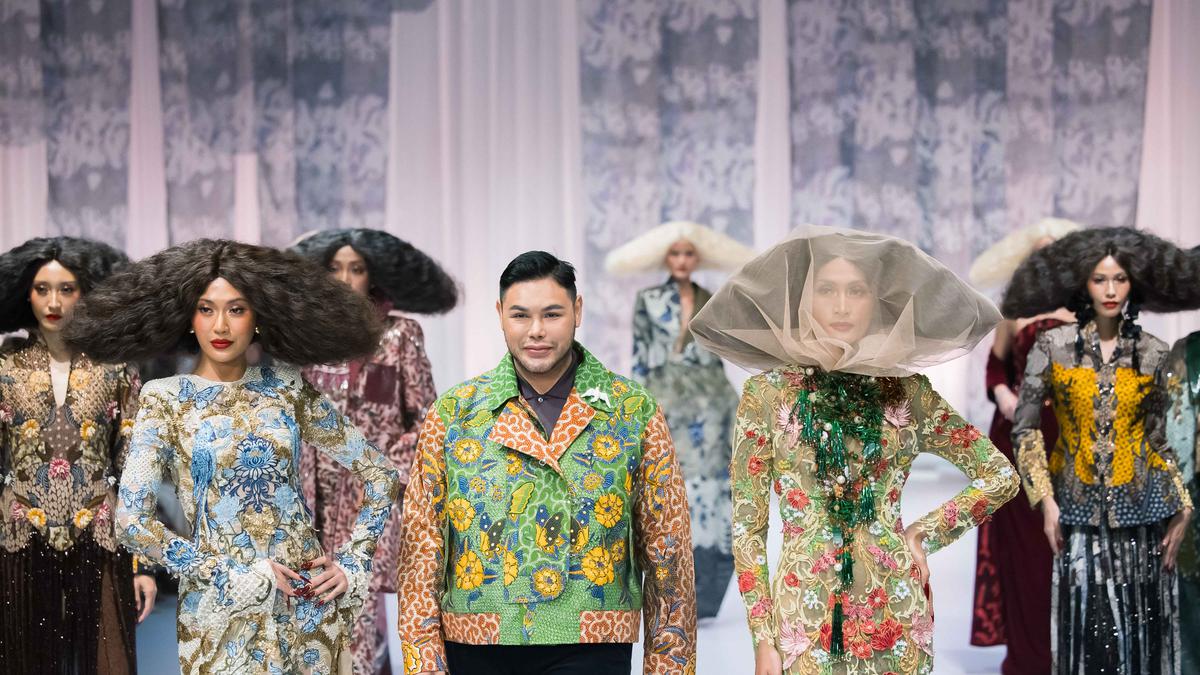 Sekar Jagat: Batik Madura Modern di Panggung Imersif