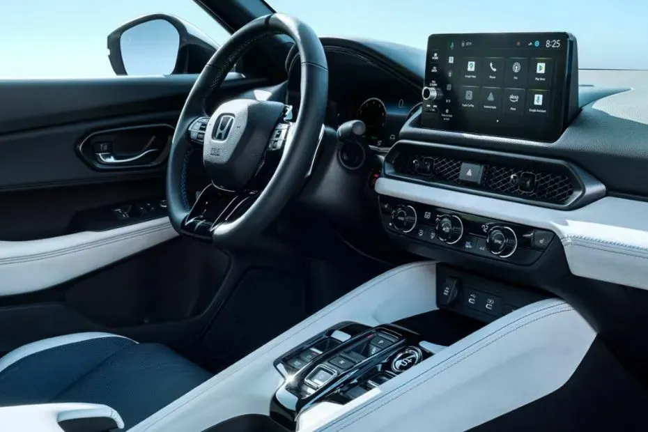 6 Mobil Paling Dicari di GIIAS: Dari Hybrid hingga EV yang Bikin Penasaran