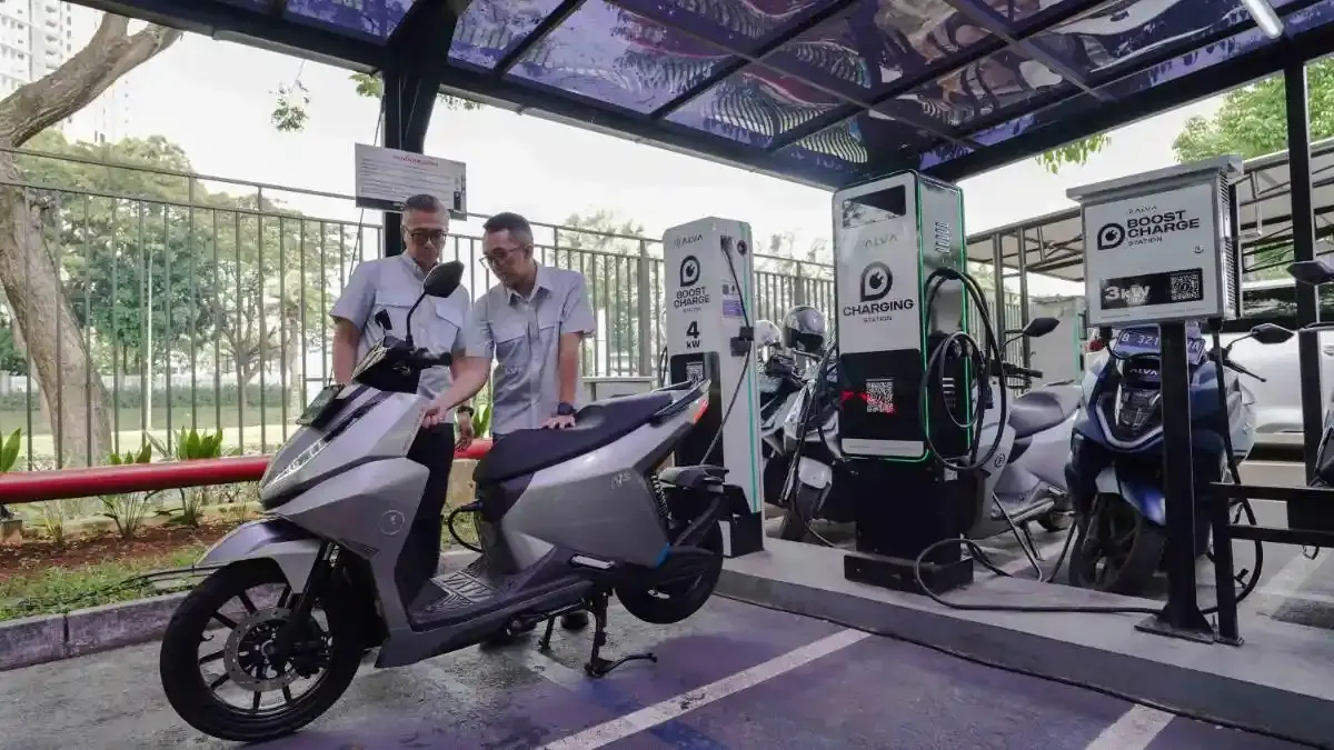 Kredit DP Nol Persen & Target 1 Juta Motor Listrik: Strategi Berani Percepatan Elektrifikasi