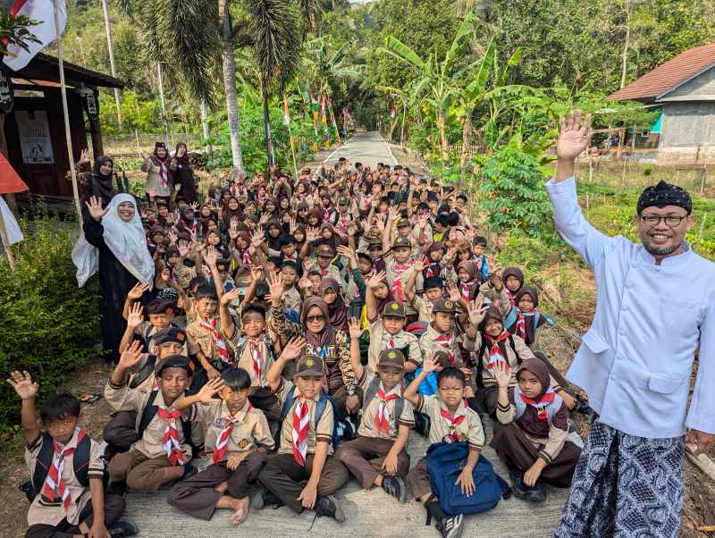 Belajar Sejarah dan Budaya Lokal Lewat Kunjungan Lapangan