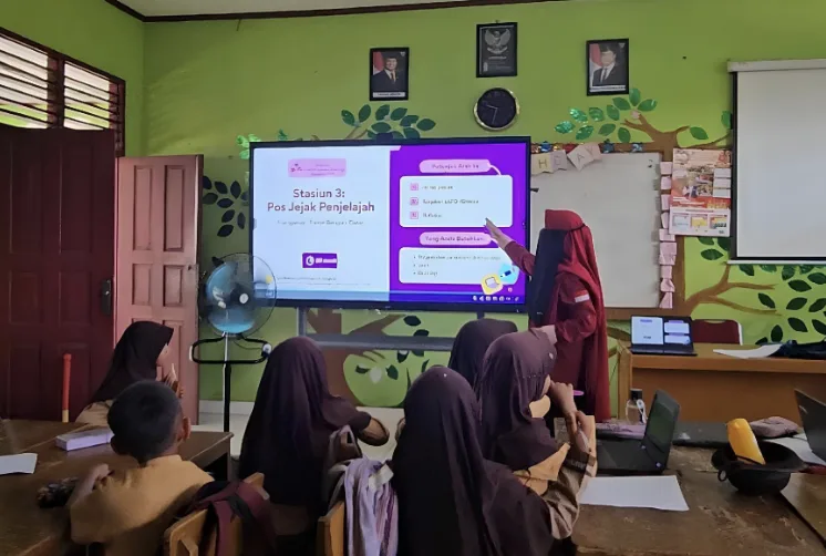 Dari Canva hingga Claude: Panduan Praktis AI untuk Guru