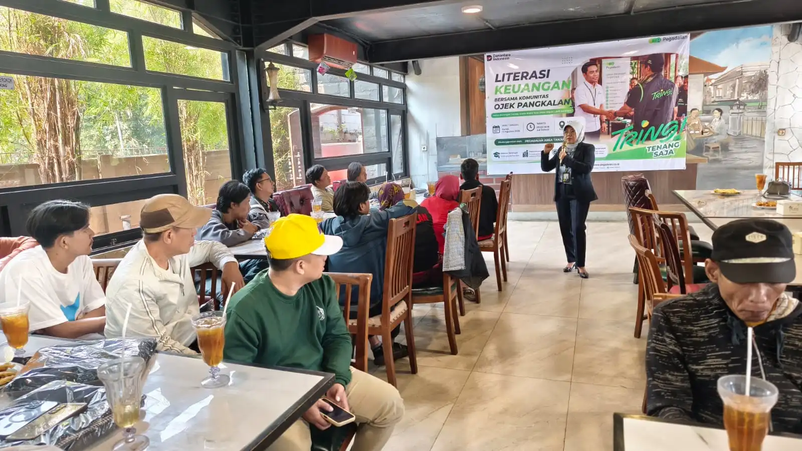 Dari Pekanbaru hingga Jakarta: Literasi Keuangan yang Turun ke Akar Rumput