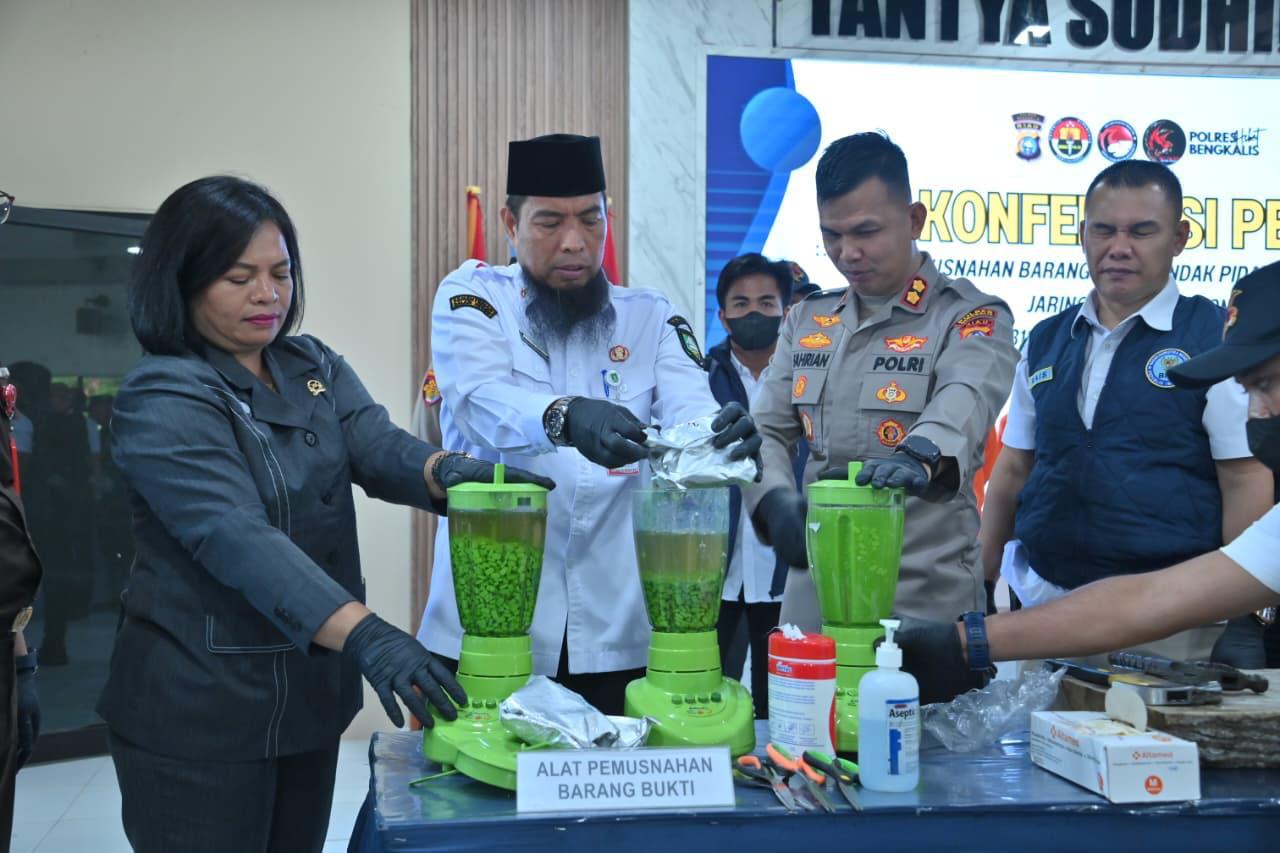Jaringan Penyelundupan Narkoba di Pelabuhan: Bengkalis Jadi Medan Pertaruhan