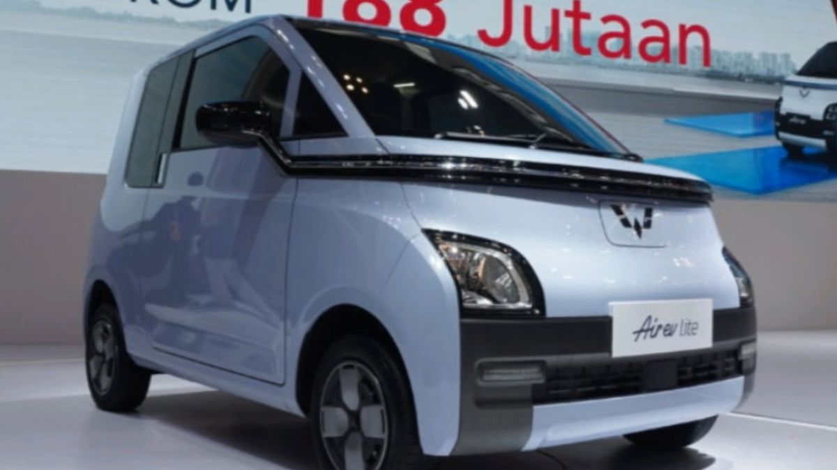 Wuling Air EV Lite vs Wuling Cloud EV: Mana Mobil Listrik Terjangkau yang Paling Masuk Akal?