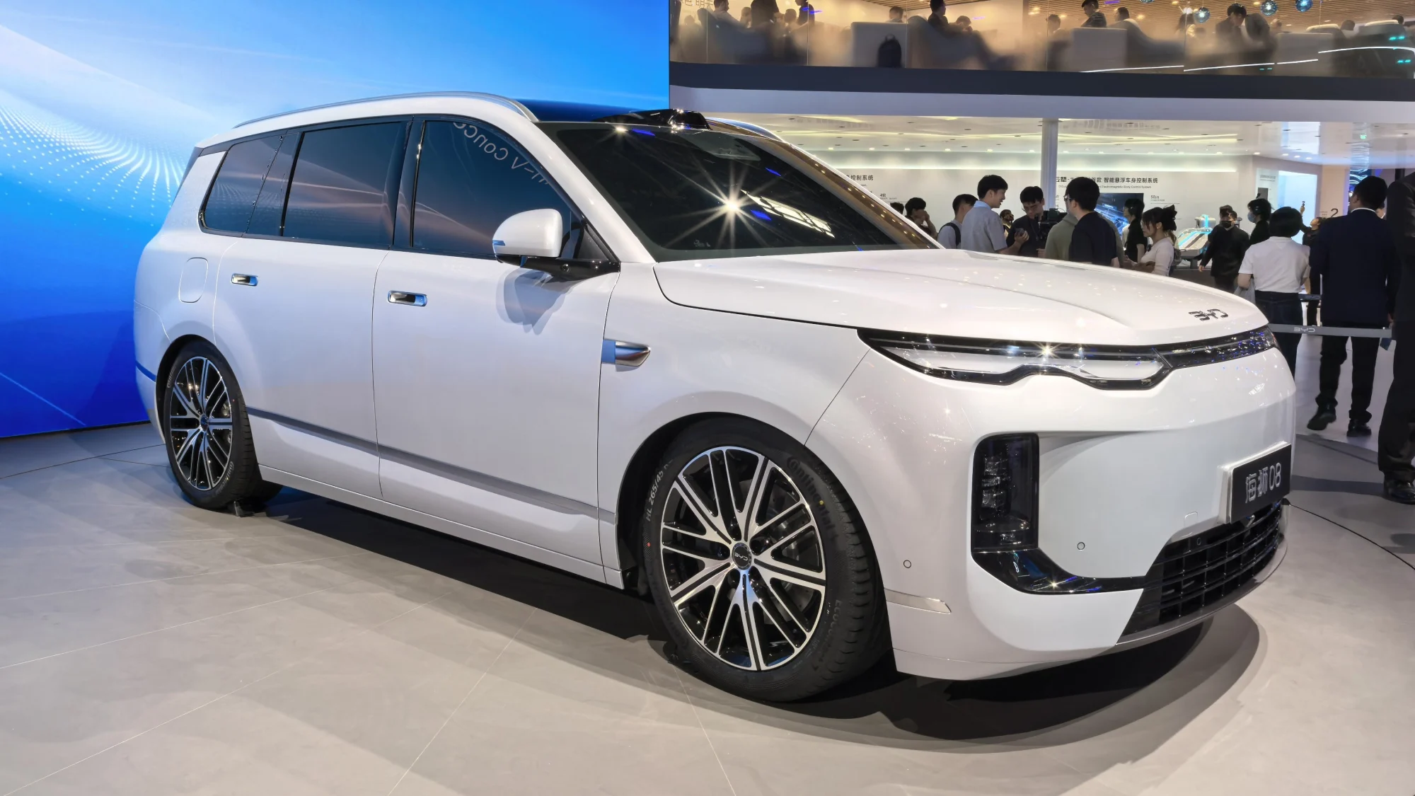 BYD Sealion 08, SUV Flagship 784 HP dan Strategi Ekspansi