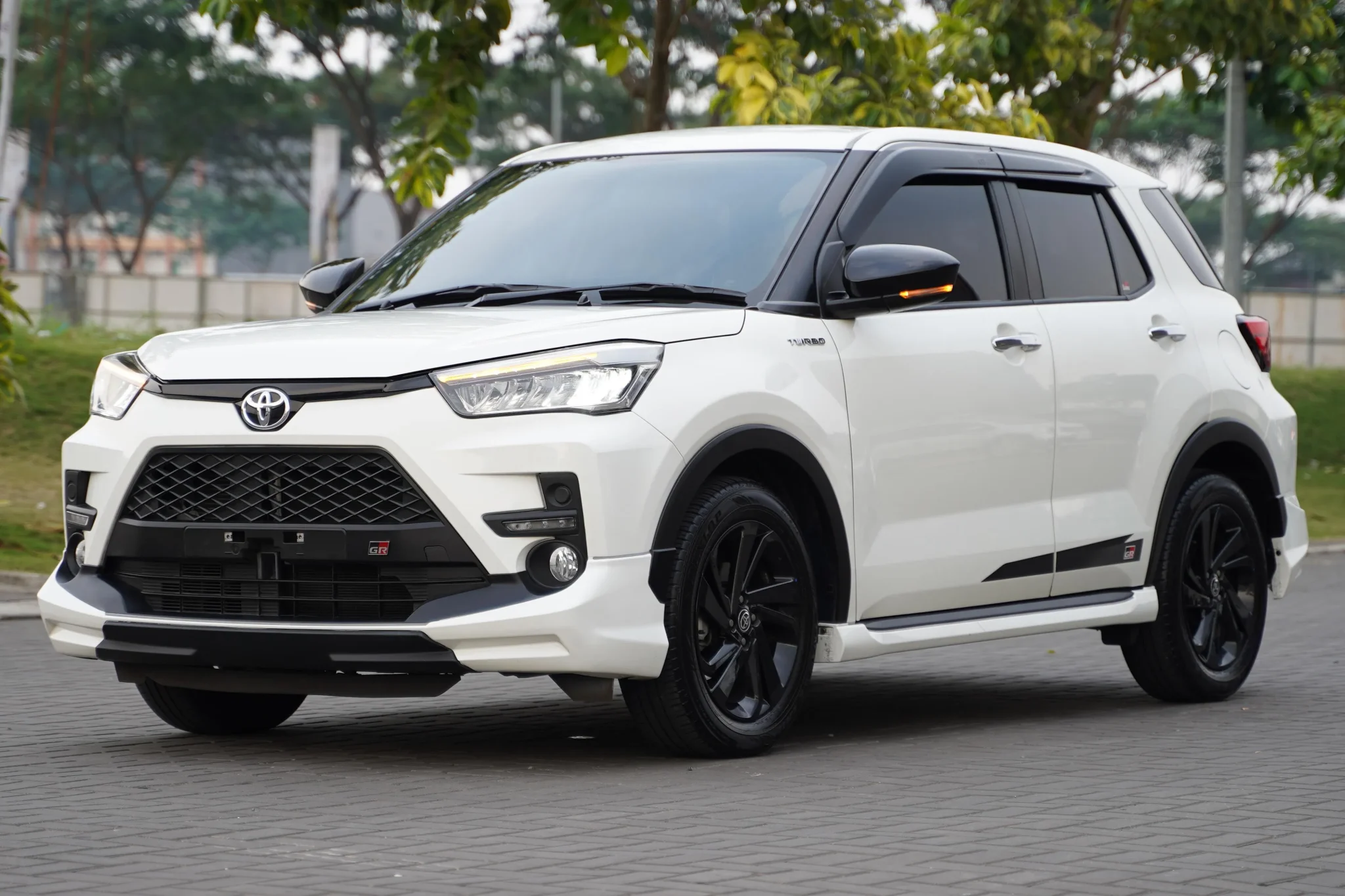 7 SUV Bekas Terbaik di Bawah 200 Juta untuk Keluarga