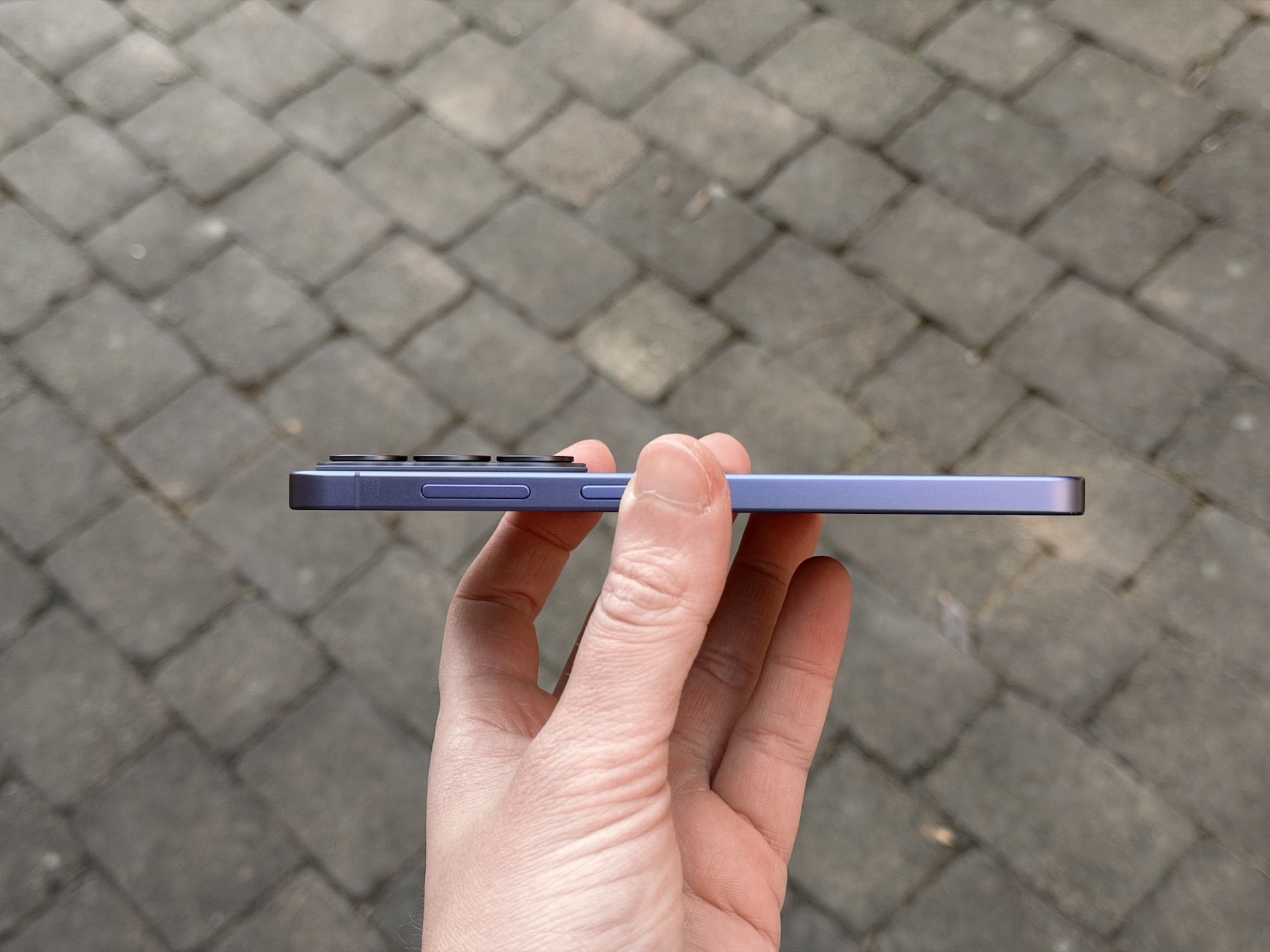 Apple dan Samsung Kuasai Segmen Premium di Pasar Smartphone Lesu